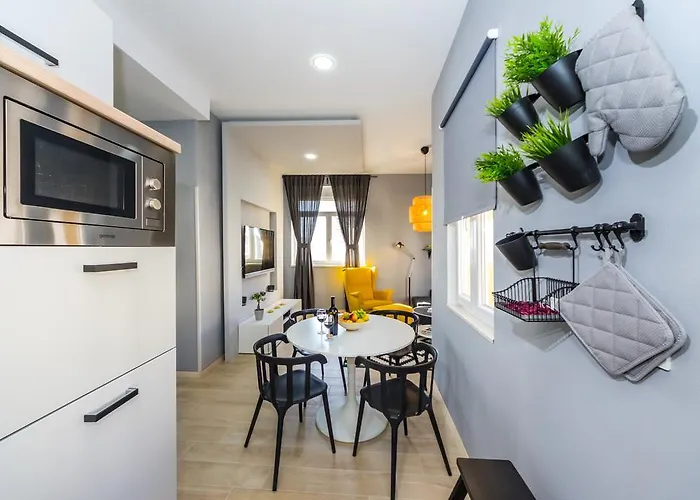 Harbour Lounge * Ζαντάρ